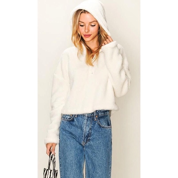 HYFVE Tops - Fuzzy Sherpa Fleece Hoodie Zip